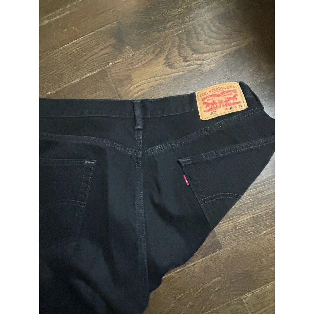Levis 550 Men's Relaxed Fit Straight Leg Black Jeans - Size‎ 36x32